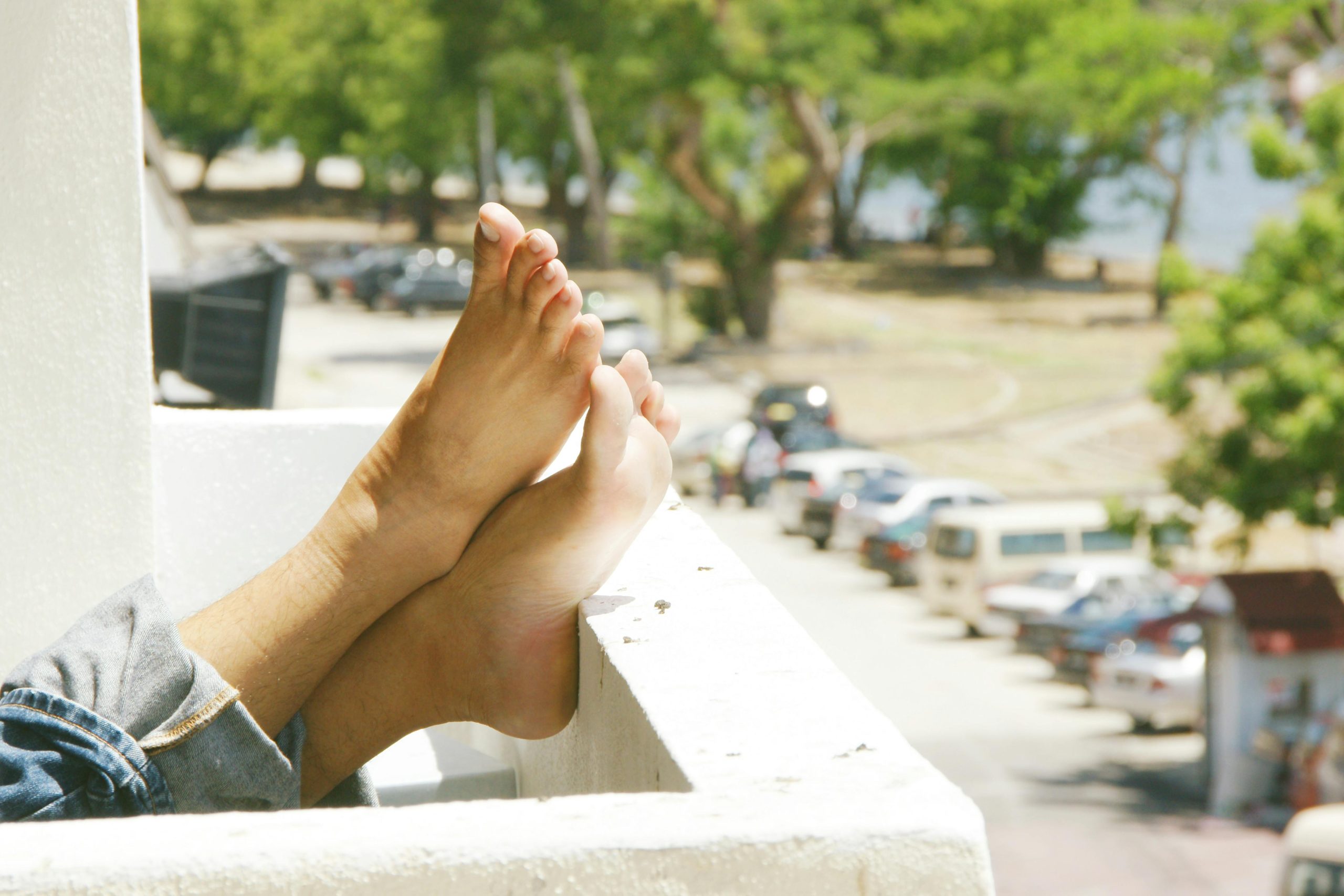 Differences Between Blisters, Calluses, and Foot Ulcers